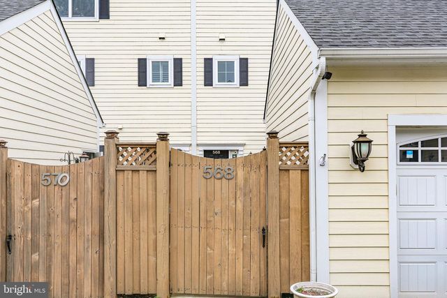 568 MARINA LANDING LN, Woodbridge, VA 22191