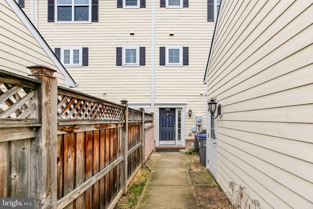 568 MARINA LANDING LN, Woodbridge, VA 22191