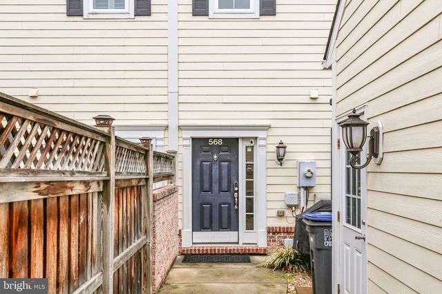 568 MARINA LANDING LN, Woodbridge, VA 22191