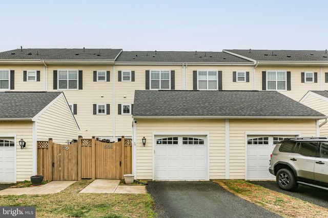 568 MARINA LANDING LN, Woodbridge, VA 22191