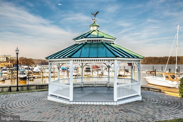 568 MARINA LANDING LN, Woodbridge, VA 22191