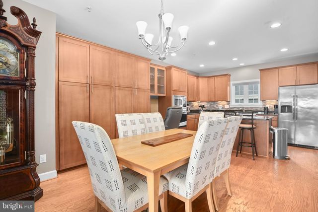 568 MARINA LANDING LN, Woodbridge, VA 22191