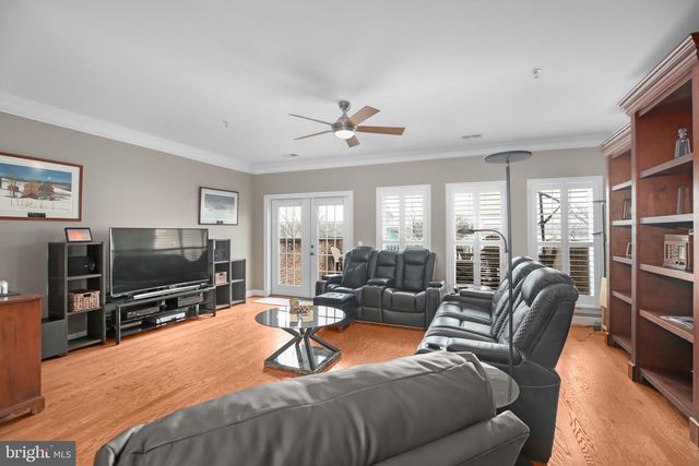 568 MARINA LANDING LN, Woodbridge, VA 22191