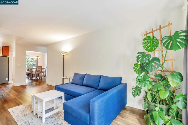 1219 Saint Elizabeth Ct, Concord, CA 94518