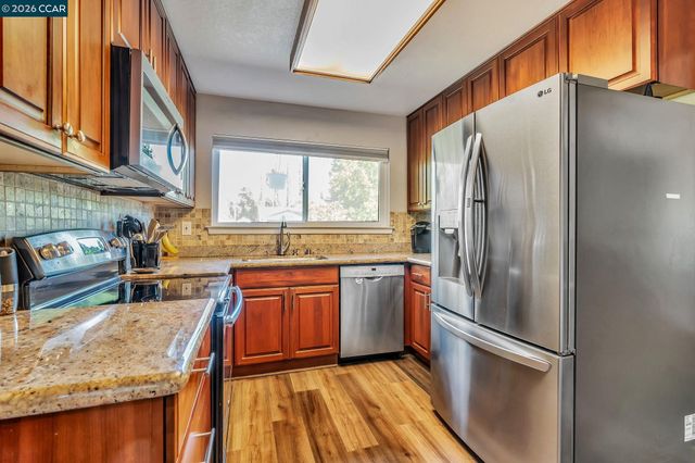 1219 Saint Elizabeth Ct, Concord, CA 94518