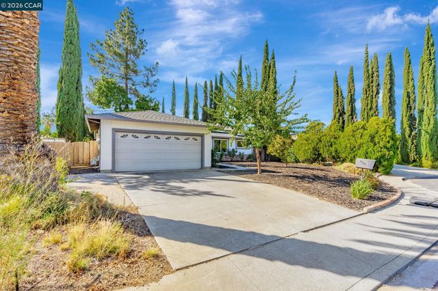 1219 Saint Elizabeth Ct, Concord, CA 94518