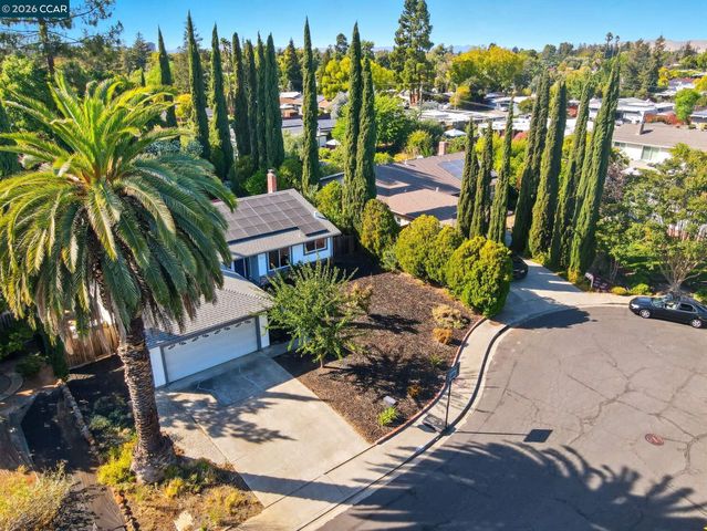 1219 Saint Elizabeth Ct, Concord, CA 94518