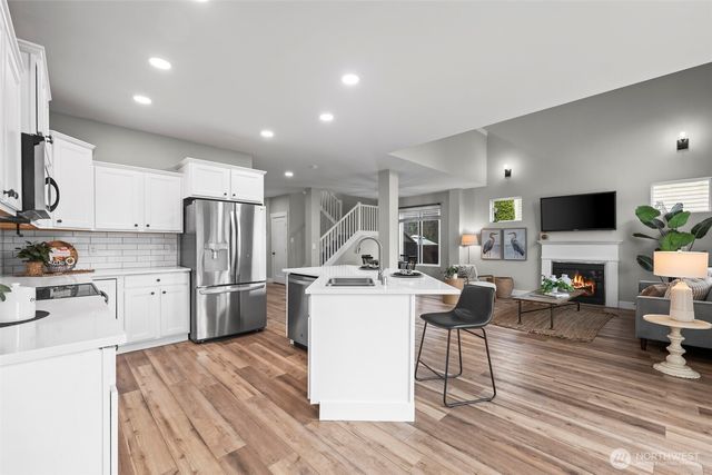 4570 SE Bakken Court, Port Orchard, WA 98366