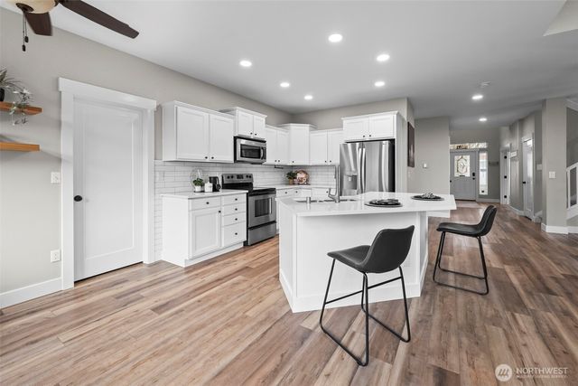 4570 SE Bakken Court, Port Orchard, WA 98366