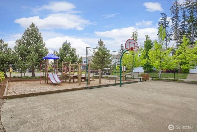 4570 SE Bakken Court, Port Orchard, WA 98366