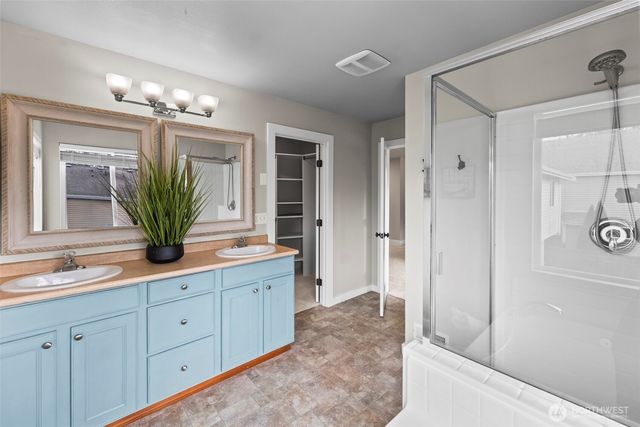 4570 SE Bakken Court, Port Orchard, WA 98366