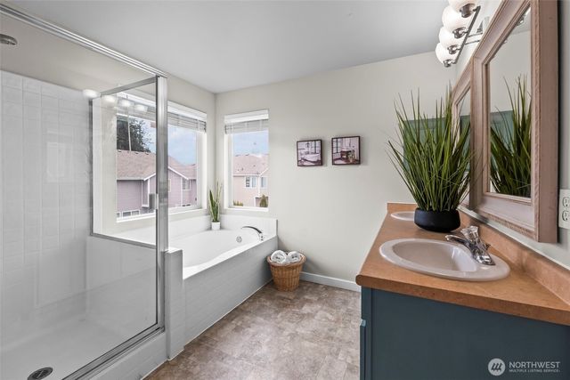 4570 SE Bakken Court, Port Orchard, WA 98366