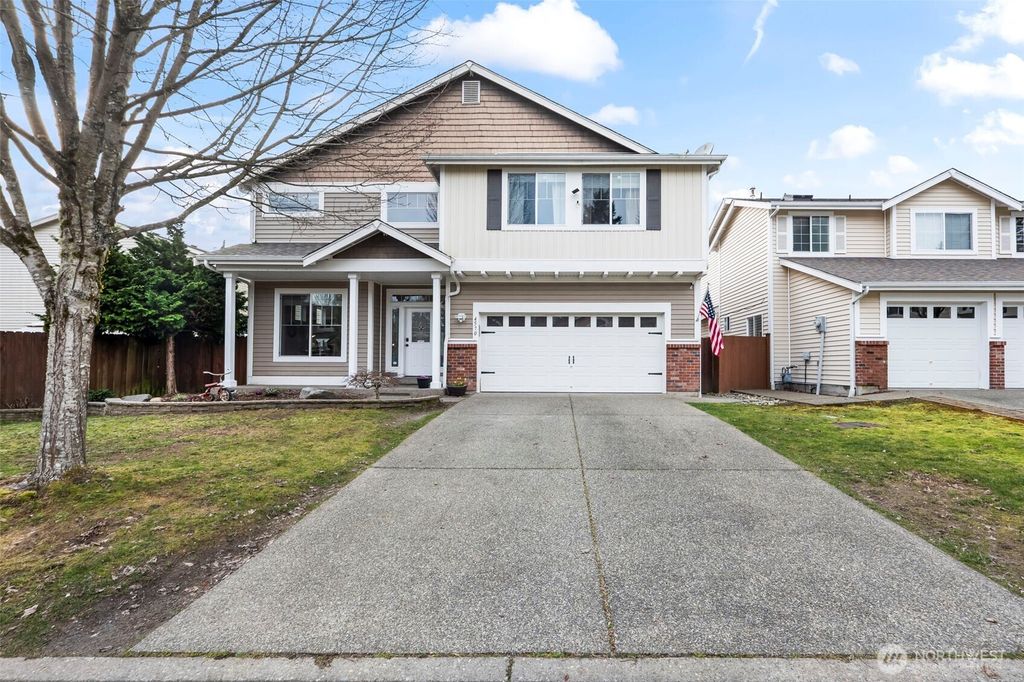 4570 SE Bakken Court, Port Orchard, WA 98366