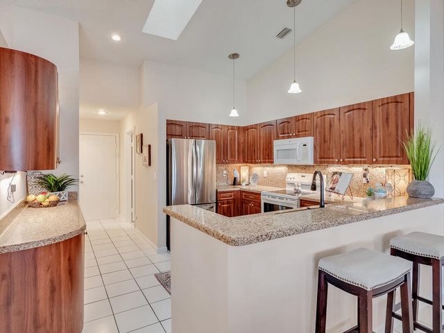 4016 Summer Chase Court, Lake Worth, FL 33467