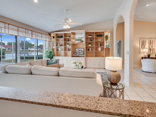 4016 Summer Chase Court, Lake Worth, FL 33467