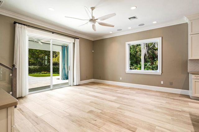 220 Shores Drive, Vero Beach, FL 32963