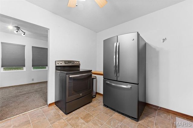 1301 Gladys Street, Collinsville, IL 62234