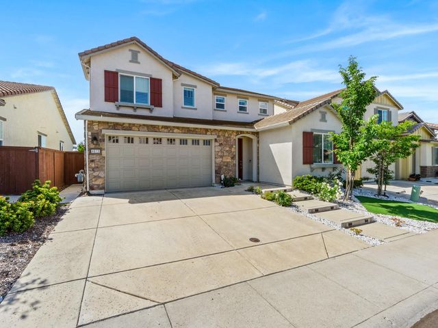 4613 S Hills Dr, Folsom, CA 95630