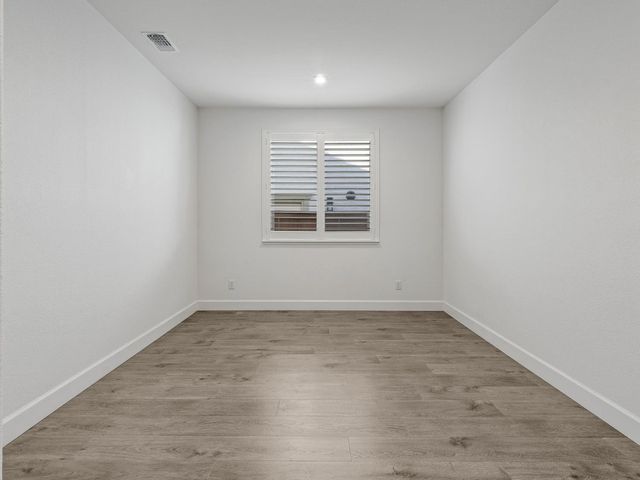 4613 S Hills Dr, Folsom, CA 95630