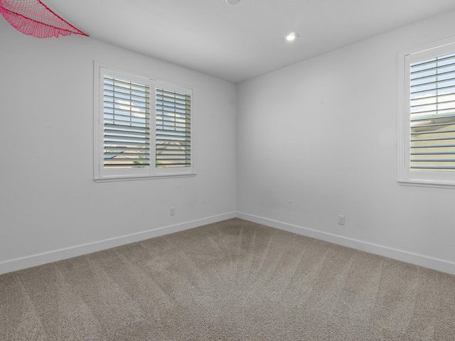 4613 S Hills Dr, Folsom, CA 95630