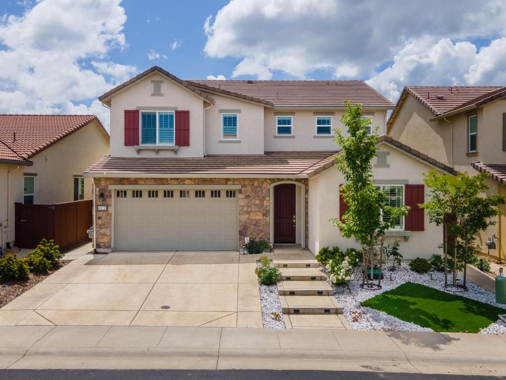 4613 S Hills Dr, Folsom, CA 95630