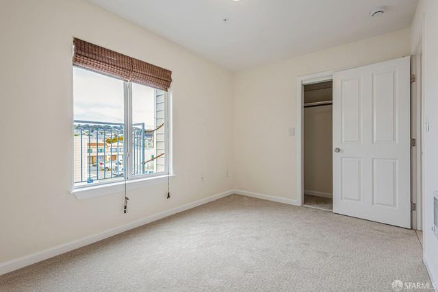 1688 Wallace Avenue 304, San Francisco, CA 94124
