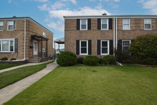 1634 N 22nd Avenue, Melrose Park, IL 60160