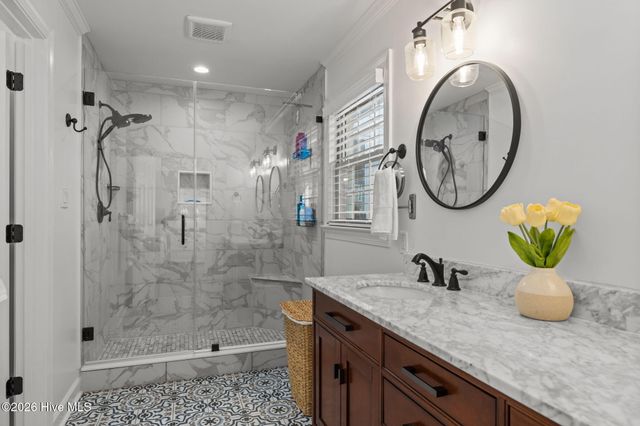 100 Stevens Court, Swansboro, NC 28584