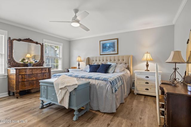 100 Stevens Court, Swansboro, NC 28584