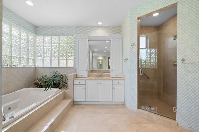6020 W Suburban Drive, Pinecrest, FL 33156