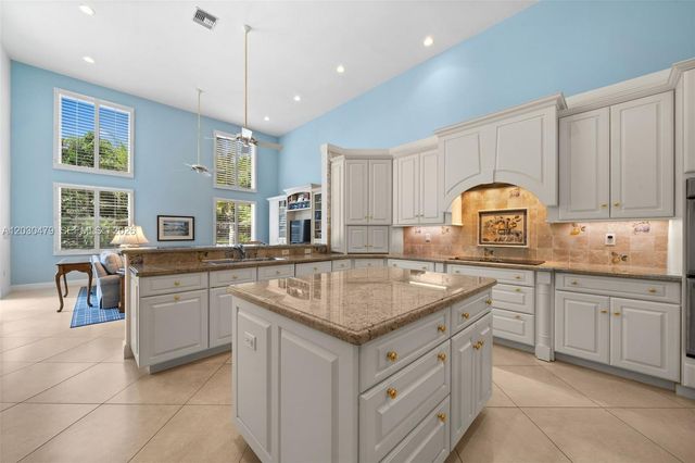 6020 W Suburban Drive, Pinecrest, FL 33156