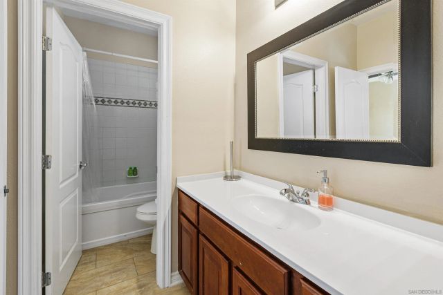 24248 Golden Mist Dr, Murrietta, CA 92562