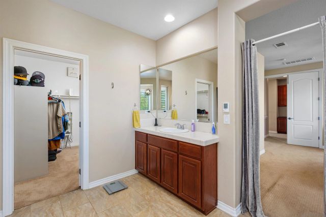 24248 Golden Mist Dr, Murrietta, CA 92562