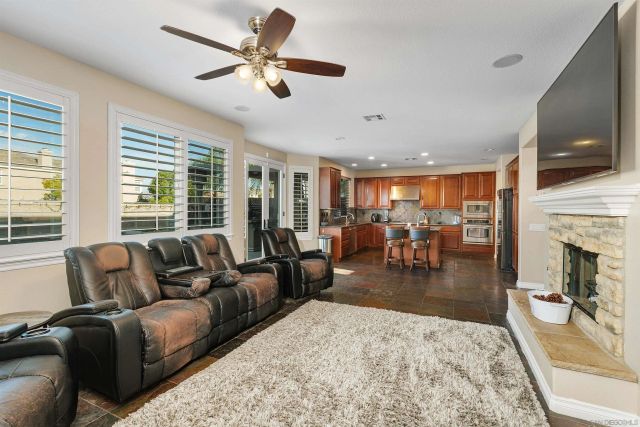 24248 Golden Mist Dr, Murrietta, CA 92562