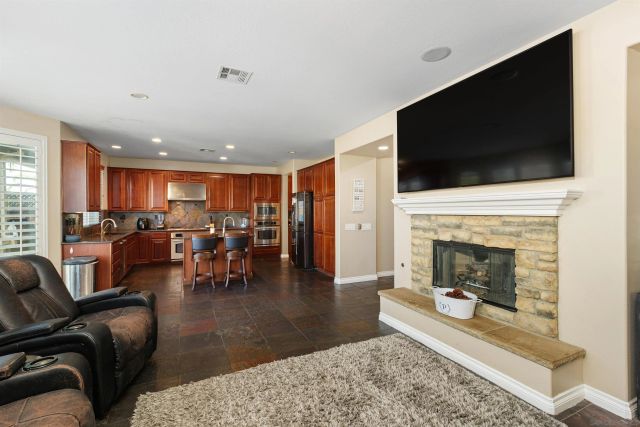 24248 Golden Mist Dr, Murrietta, CA 92562
