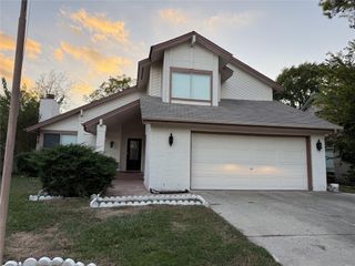 4211 Bridledon Lane, Houston, TX 77014