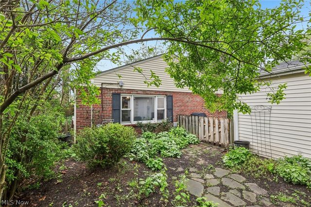 722 Chestnut Boulevard, Willoughby, OH 44094