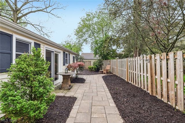 722 Chestnut Boulevard, Willoughby, OH 44094