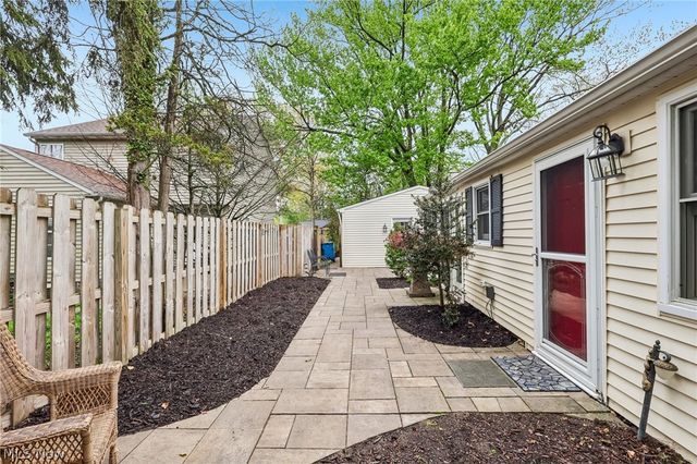 722 Chestnut Boulevard, Willoughby, OH 44094