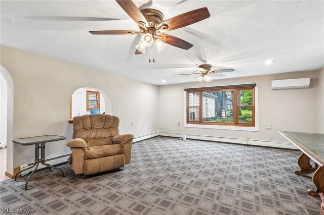 722 Chestnut Boulevard, Willoughby, OH 44094