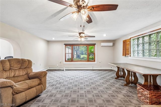 722 Chestnut Boulevard, Willoughby, OH 44094