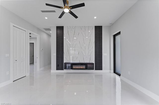 320 Long AVE S, Lehigh Acres, FL 33974