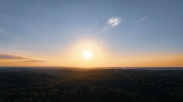 3 Lyle Hollow Rd, Palmyra, TN 37142