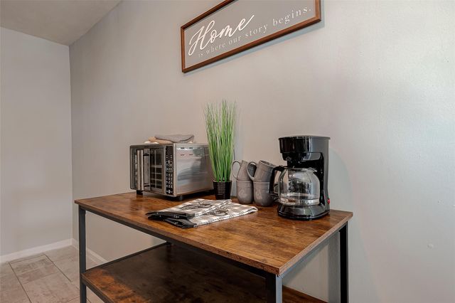 1585 Road 5734, Cleveland, TX 77327