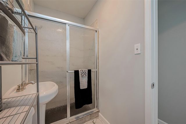 1585 Road 5734, Cleveland, TX 77327