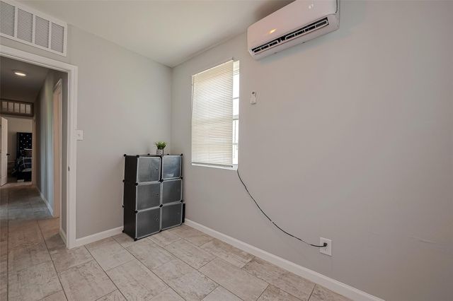 1585 Road 5734, Cleveland, TX 77327