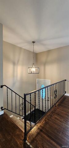 5388 Ville Maria Lane, Hazelwood, MO 63042