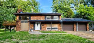 5388 Ville Maria Lane, Hazelwood, MO 63042