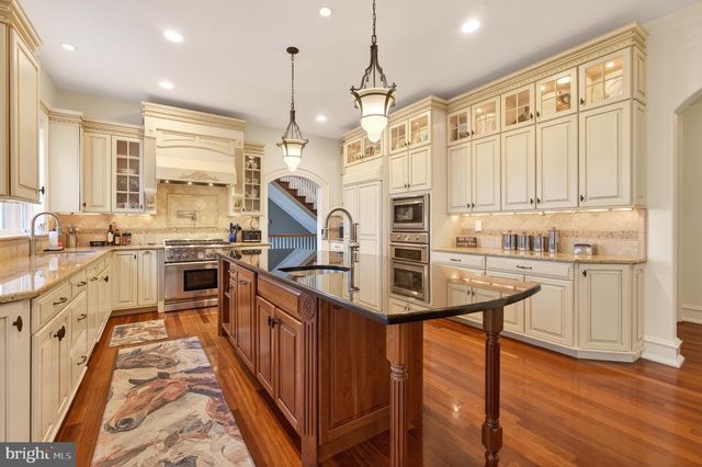 2300 OLD SENTINEL TRL, Malvern, PA 19355