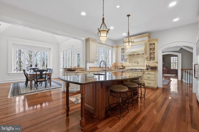 2300 OLD SENTINEL TRL, Malvern, PA 19355